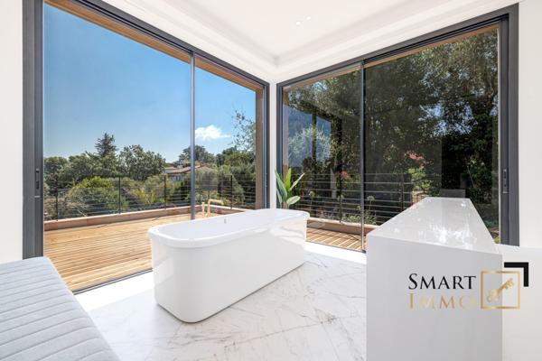 Mougins – Villa contemporaine d’exception : piscine, sauna, hammam