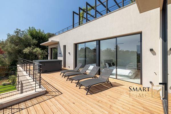 Mougins – Villa contemporaine d’exception : piscine, sauna, hammam