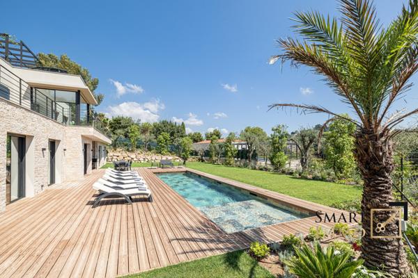 Mougins – Villa contemporaine d’exception : piscine, sauna, hammam