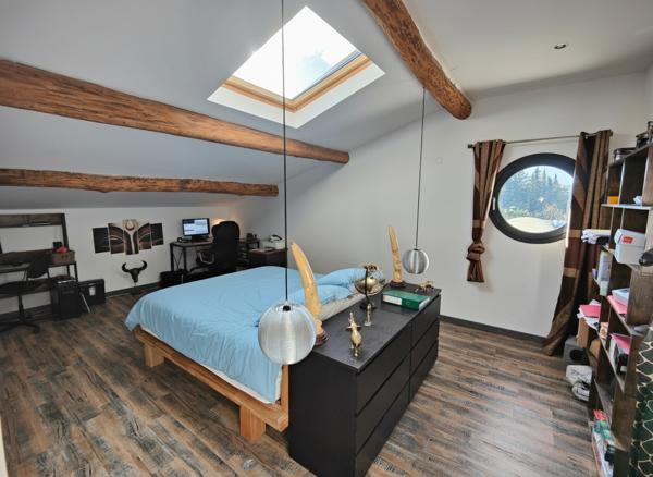 Maison Sénas 132 m2. Campagne