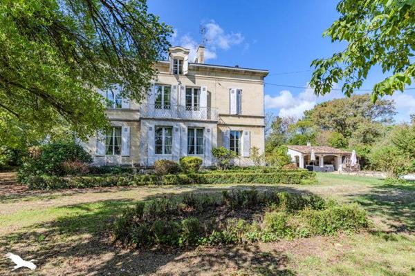 Maison à vendre |  Vayres |  9 pièces | 292 m²