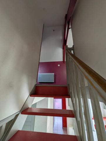 SAINT CARADEC TREGOMEL ENSEMBLE DE 4 LONGERES DE 438M² ENVIRON SUR PARCELLE DE 4400M² AVEC PUITS