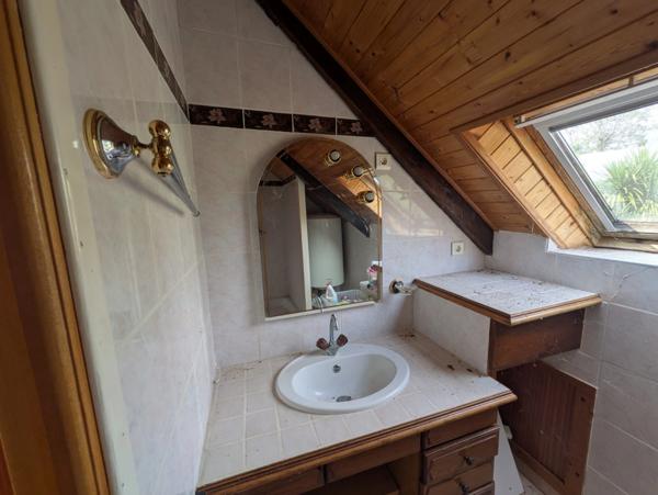 SAINT CARADEC TREGOMEL ENSEMBLE DE 4 LONGERES DE 438M² ENVIRON SUR PARCELLE DE 4400M² AVEC PUITS