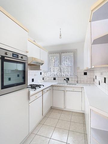 Maison 4 chambres, 103m2, jardin, garage fermée en sous-sol, Angers Camus Bichon