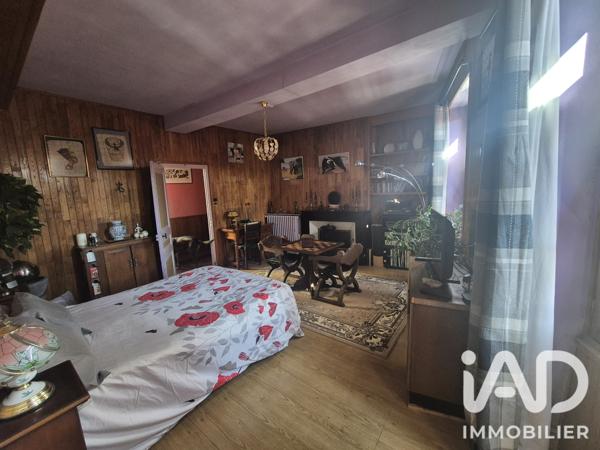 Maison à vendre 4 pièces 223,7 m² Mussidan