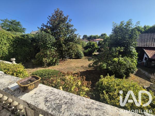 Maison à vendre 4 pièces 223,7 m² Mussidan