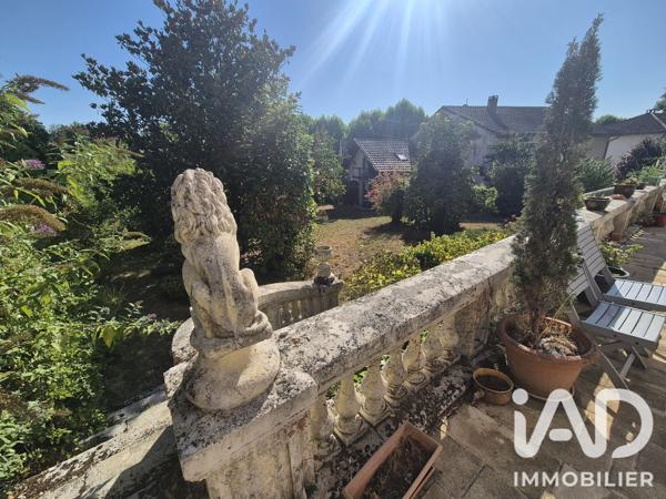 Maison à vendre 4 pièces 223,7 m² Mussidan