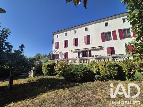 Maison à vendre 4 pièces 223,7 m² Mussidan