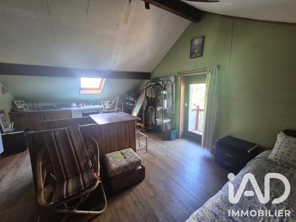 Maison à vendre 4 pièces 223,7 m² Mussidan