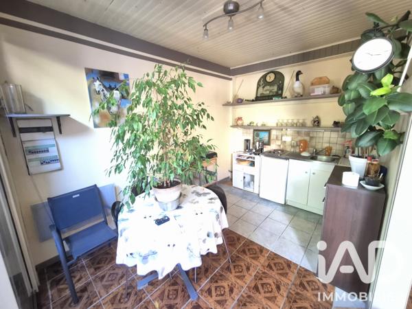 Maison à vendre 4 pièces 223,7 m² Mussidan