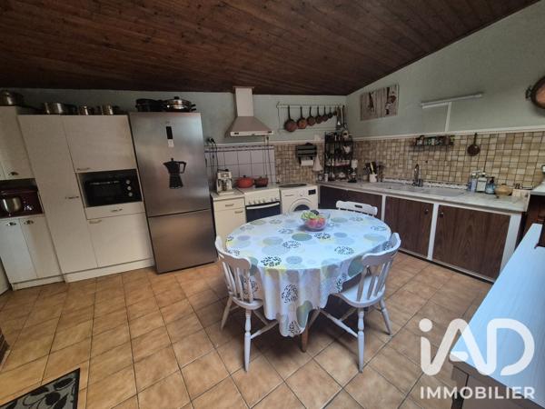 Maison à vendre 4 pièces 223,7 m² Mussidan