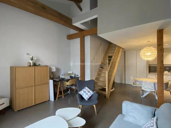 Location                                                      Appartement
                        
                     3 pièces                      73 m2                     à Gaillac