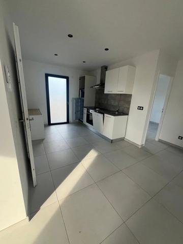 Vente                                                      Villa
                        
                     6 pièces                      122 m2                     à Perpignan