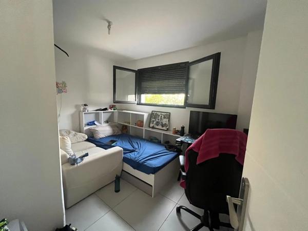 Vente                                                      Villa
                        
                     6 pièces                      122 m2                     à Perpignan