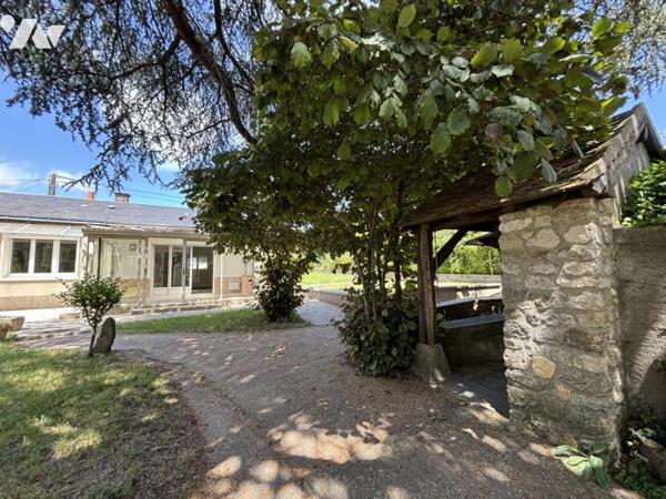 Maison d'habitation avec hangar