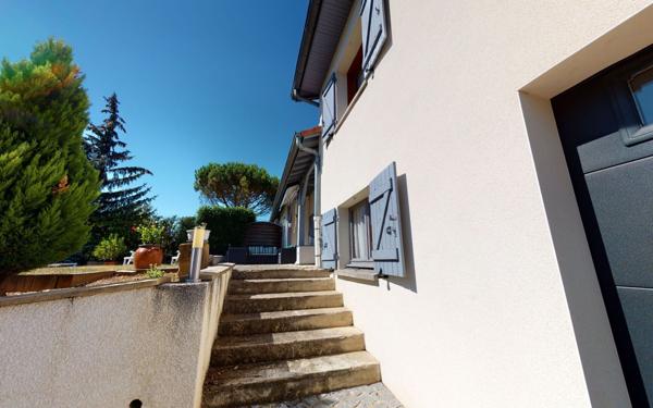 Maison à vendre    4 pièces •  Francheville