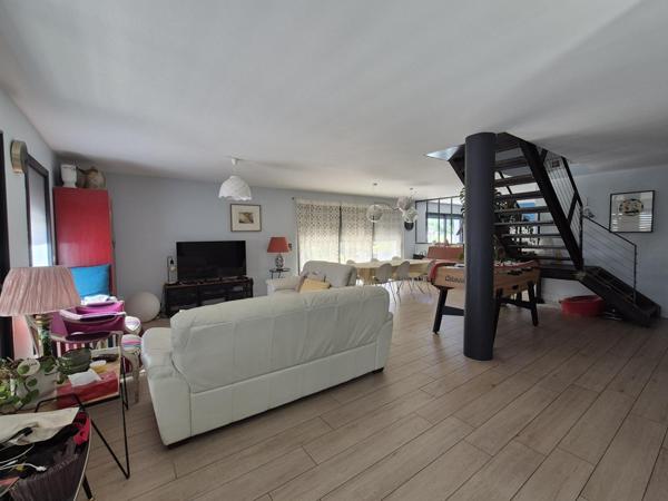 MAGNIFIQUE MAISON CONTEMPORAINE DE 155M2