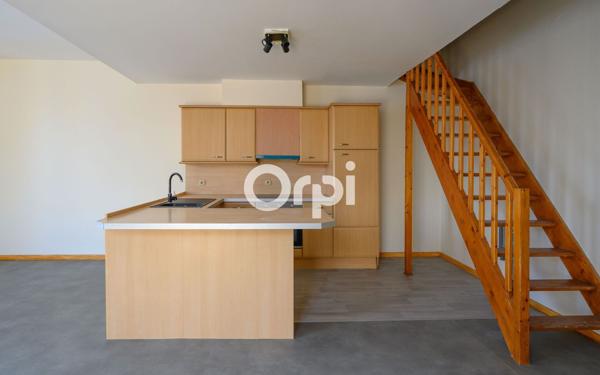 Maison à vendre    3 pièces • 245 m2 Anzin