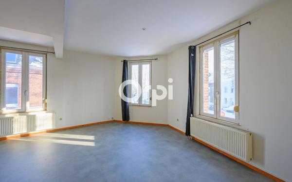 Maison à vendre    3 pièces • 245 m2 Anzin