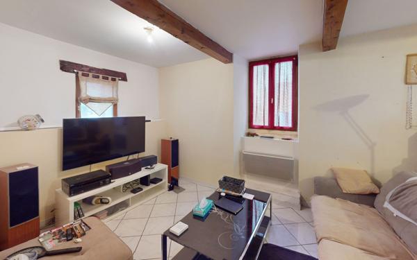 Immeuble à vendre    4 pièces •  Lasbordes