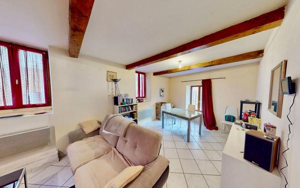 Immeuble à vendre    4 pièces •  Lasbordes