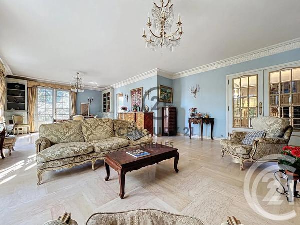 Maison à vendre  13 pièces - 405,80 m2 LE RAINCY - 93