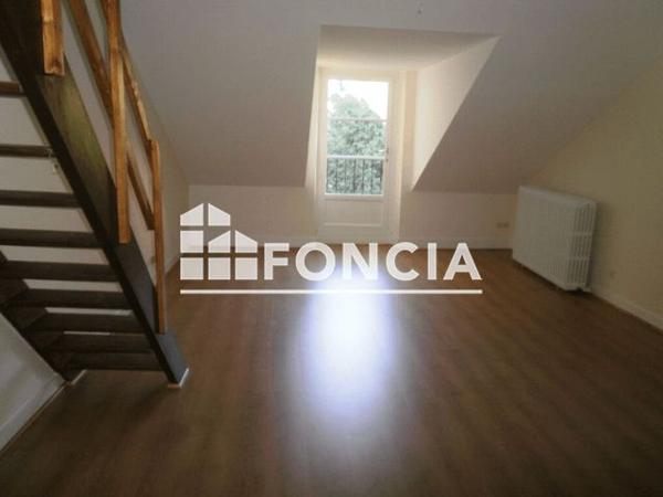 Location Studio 39.86 m² - 19 RUE DES GRANDS CHAMPS Orleans 45000