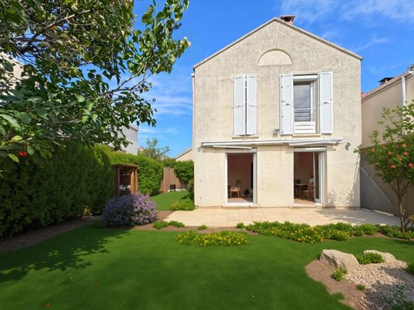 CENTRE VILLAGE - MAISON 4 pièces (3 chambres) - non Mitoyenne