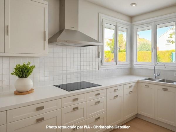 CENTRE VILLAGE - MAISON 4 pièces (3 chambres) - non Mitoyenne