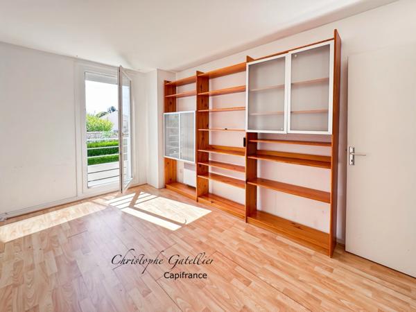 CENTRE VILLAGE - MAISON 4 pièces (3 chambres) - non Mitoyenne