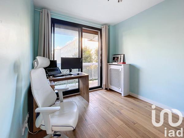 Apartment for sale 3 rooms 72 m² Saint-Cloud