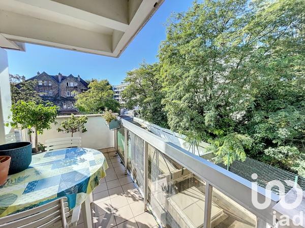 Apartment for sale 3 rooms 72 m² Saint-Cloud