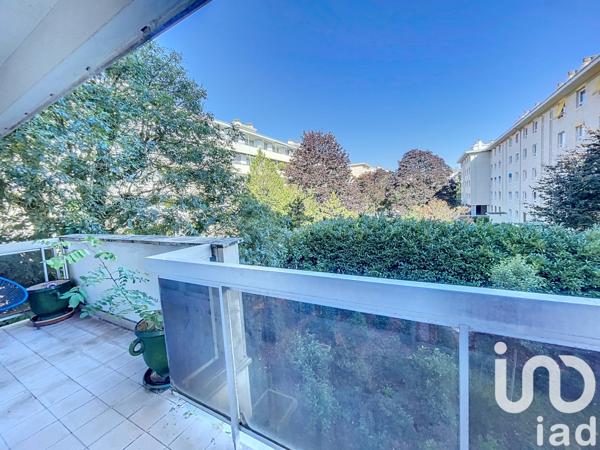 Apartment for sale 3 rooms 72 m² Saint-Cloud