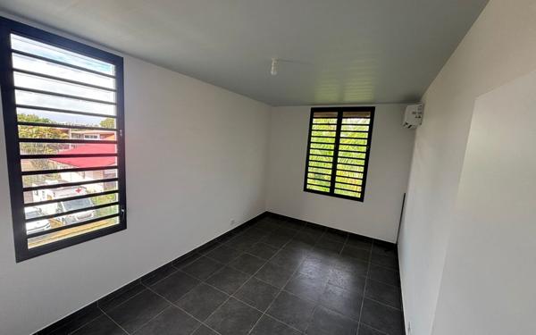 Appartement à louer    3 pièces • 74,39 m2 Cayenne