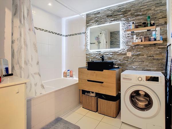 Bel appartement T3 avec terrasse de 75m²