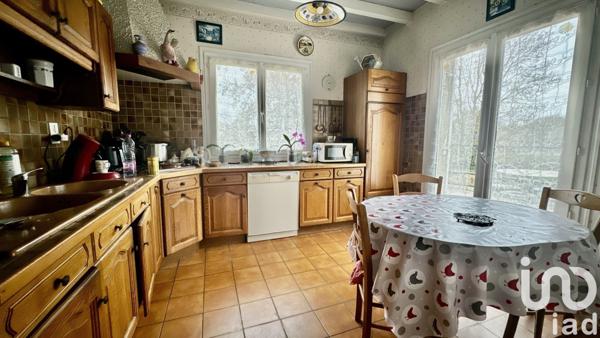 Maison traditionnelle 5 pièces de 125 m² à Cheyssieu (38550)