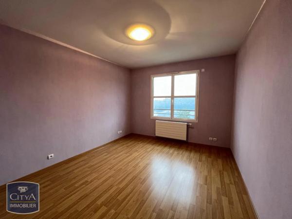 Appartement à louer 4 pièces 84.94m²