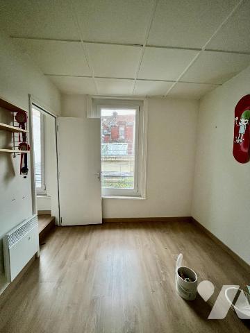 A VENDRE APPARTEMENT ET COMBLES AMENEAGABLES - HENIN BEAUMONT