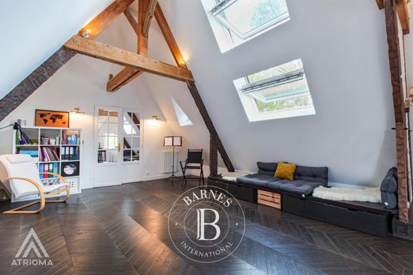 Marnes-la-Coquette, Maison  330 m² à vendre