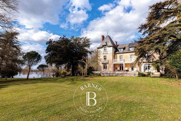 Carquefou, Maison  627 m² à vendre