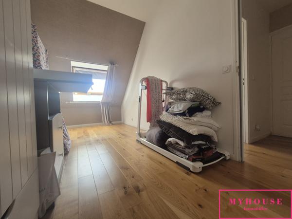 Appartement
                                                                                                                                                                                                                                                                                                                        3 pièce(s)                                                                                                                                                                                                          2 chambre(s)                                                                                                                                                                                                          75.58  m²