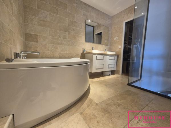 Appartement
                                                                                                                                                                                                                                                                                                                        3 pièce(s)                                                                                                                                                                                                          2 chambre(s)                                                                                                                                                                                                          75.58  m²
