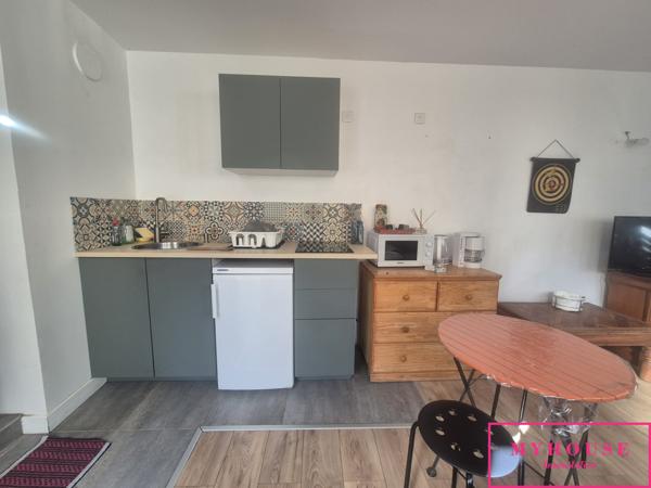 Maison
                                                                                                                                                                                                                                                                                                                        3 pièce(s)                                                                                                                                                                                                          1 chambre(s)                                                                                                                                                                                                          63  m²