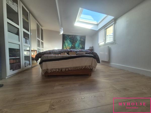 Maison
                                                                                                                                                                                                                                                                                                                        3 pièce(s)                                                                                                                                                                                                          1 chambre(s)                                                                                                                                                                                                          63  m²