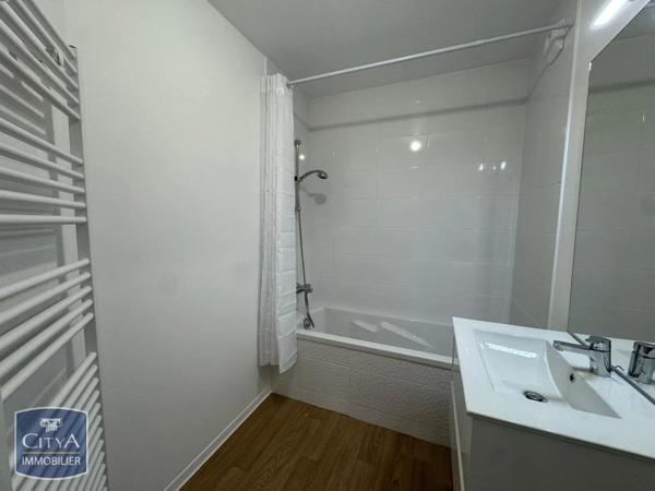 Appartement à louer 3 pièces 67.86m²