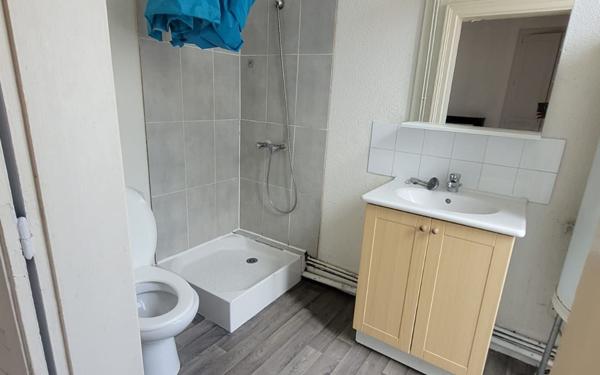 Immeuble à vendre    16 pièces •  Limoges