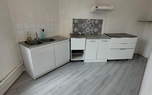 Immeuble à vendre    16 pièces •  Limoges