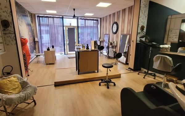 Immeuble à vendre    16 pièces •  Limoges