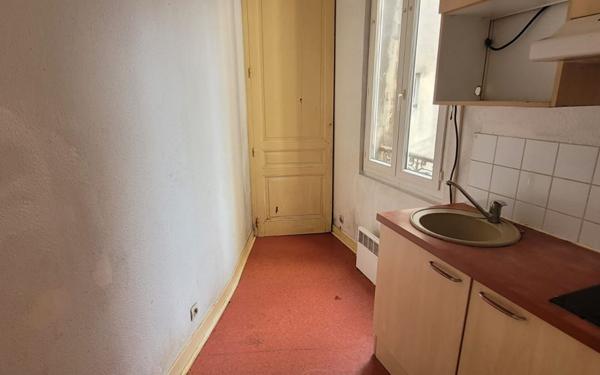 Immeuble à vendre    16 pièces •  Limoges