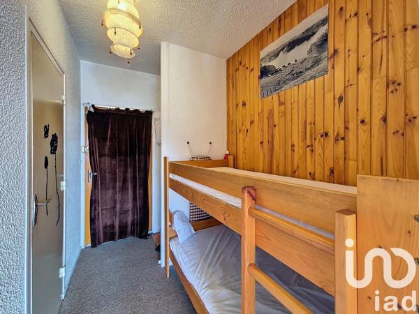 Appartement 1 pièce de 30 m² à Besse-et-Saint-Anastaise (63610)